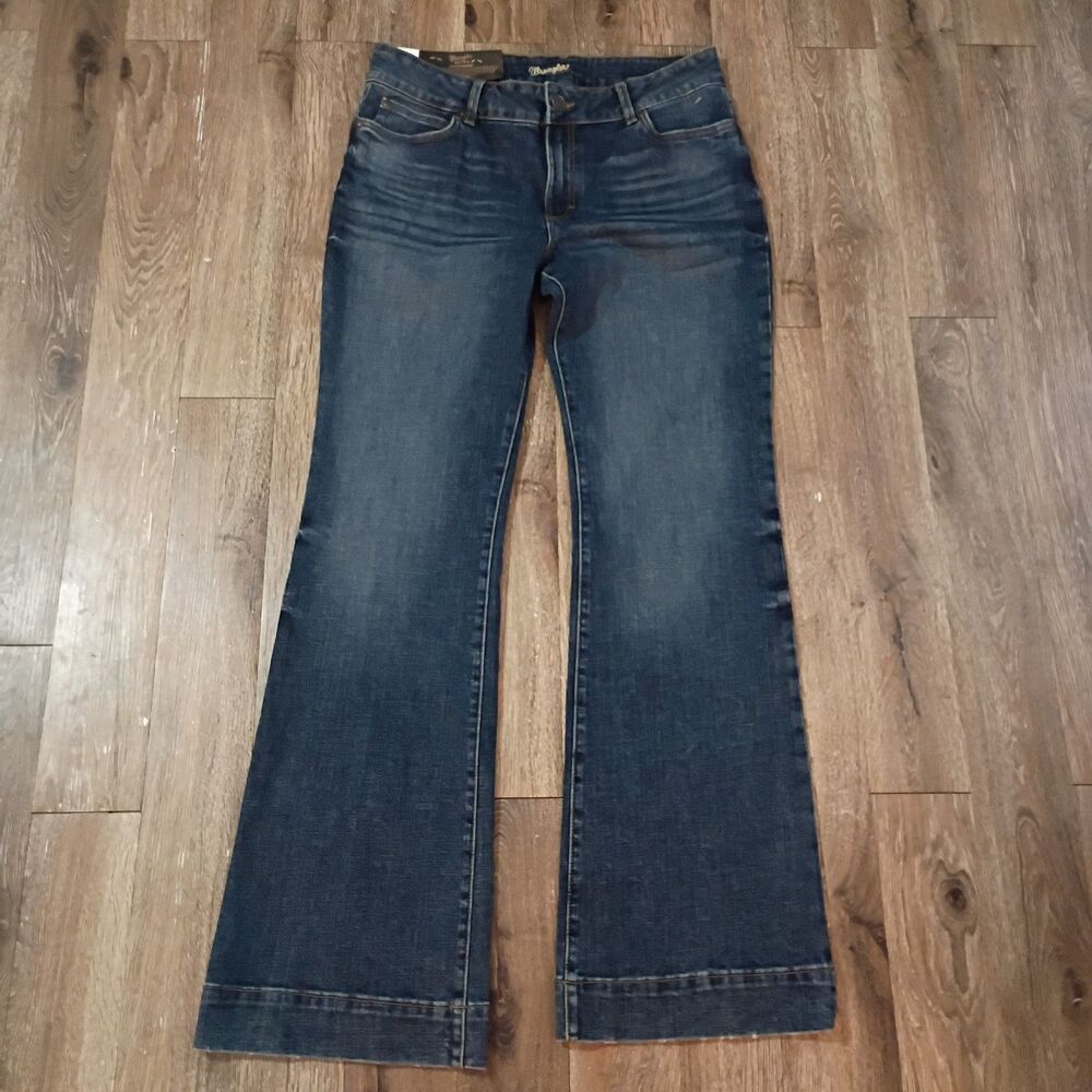 Wrangler Retro size 13 x 34 NWT mae mid rise
